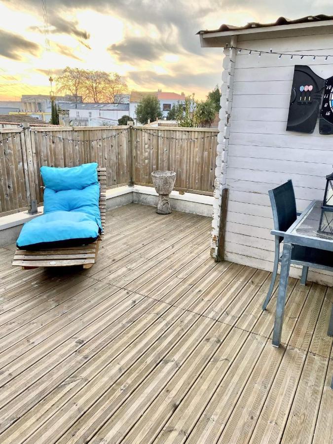 Apartamento Chaleureux T2 30 M2 Et Sa Terrasse Bois 18 M2 La Rochelle  Exterior foto